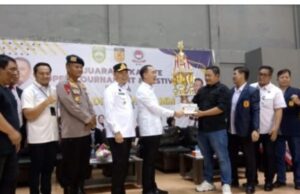 Nopianto SH.M.Si Wakil Ketua DPRD Provinsi Sumsel Membuka Secara Resmi Kejuaraan Karate Piala Ketua DPRD Provinsi Andie Dinialdie SE.MM
