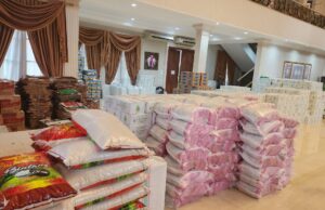 10 Ribu Masyarakat Palembang Terima Paket Sembako dari Kms H Halim Ali