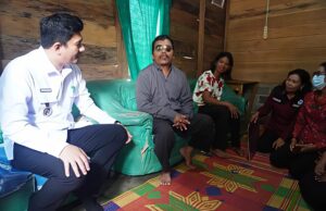 Bupati Bengkulu Utara serahkan bantuan untuk Disabilitas