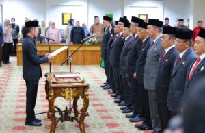 Ratu Dewa rombak 12 Pejabat Esselon II