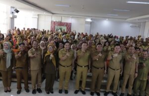 Program Cerdas, Wako Palembang akan bagikan seragam gratis untuk SD dan SMP