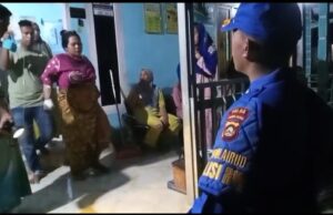 Dievakuasi Ambulance Apung Polairud Polda Sumsel, Bayi Nur’aini Diberi Nama Cakra Buana Samapta