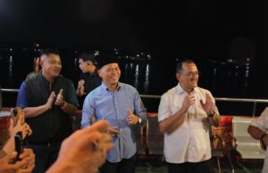Nikmati Keindahan Ampera Dengan Musi Cruise, Pemkot Palembang Dipuji Menteri Hukum RI