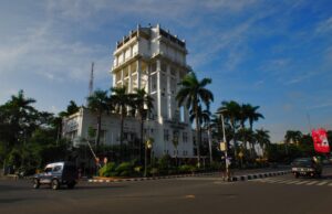 Menjelajahi Pesona Palembang: Destinasi Wisata Wajib yang Tak Boleh Dilewatkan