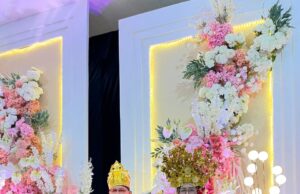 Cinta yang Tak Pernah Usang: Kisah Haru Pasangan Lansia di Nikah Massal Palembang