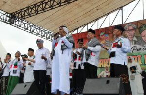 Bursah Zarnubi dan Widia Ningsih, hadiri Peringatan Hari Santri Nasional ke-10 di Lahat Aksi Solidaritas Bela Palestina