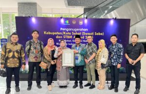 Peringatan Hari Kesehatan Nasional, Palembang Raih Penghargaan Swasti Saba Padapa Award 2025