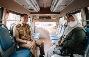 Dukung GNKAU, Walikota Ratu Dewa Naik Teman Bus Menuju Lokasi Giat Pertama