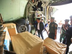 Pemprov Sumsel Kembali Salurkan Bantuan 15 Ton Logistik untuk Korban Bencana Sumbar lewat Jalur Udara