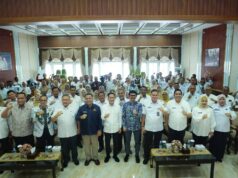 Ratu Dewa Cairkan Dana Tunjangan dan THR Rp47 Miliar untuk Guru Palembang: “Kado Akhir Tahun 2025”