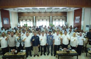 Ratu Dewa Cairkan Dana Tunjangan dan THR Rp47 Miliar untuk Guru Palembang: “Kado Akhir Tahun 2025”