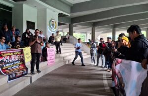 Aliansi Seniman Palembang Gelar Aksi Damai di DPRD Palembang, Perjuangkan Perda Pemajuan Kesenian Segera Disahkan