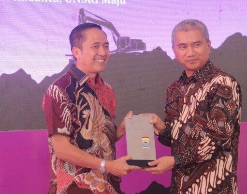 Raih Sertifikat Engineering a Legacy, Ratu Dewa Apresiasi Fakultas Teknik Unsri