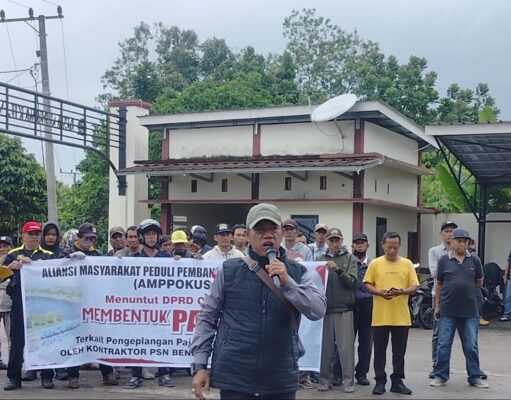 Dugaan Pajak Tak Tuntas, Massa Tantang DPRD OKU Selatan Bentuk Panitia Khusus