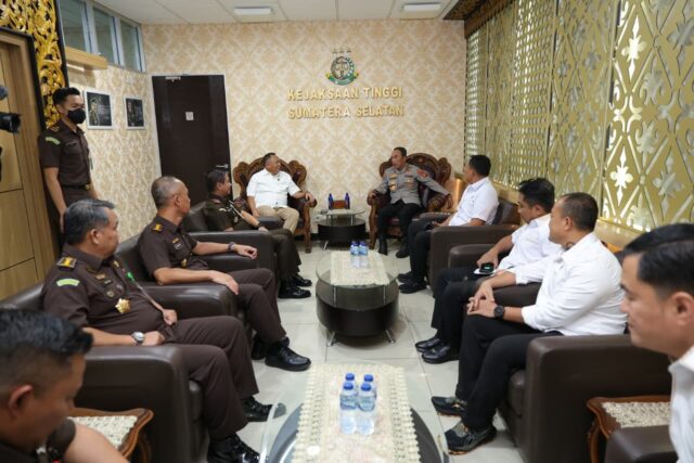 Kapolda Sumsel & Kajati Sumsel Kompak! Sinergi Besar Penegak Hukum Demi Stabilitas dan Kepastian di Bumi Sriwijaya