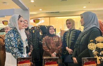 Kriya Sriwijaya Raya Fashion Meriahkan Semarak Idulfitri di Kota Pempek