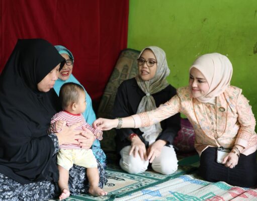 DWP Diskominfo Palembang Salurkan Bantuan ke Panti Asuhan dan Bagikan Takjil