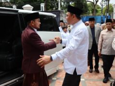 Buka Pintu Selebar-lebarnya untuk Masyarakat, Prima Salam dan Istri Ajak Warga Rayakan Hari Kemenangan Bersama