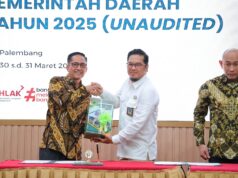 Palembang Pimpin Transparansi Keuangan Daerah, Ratu Dewa Serahkan LKPD 2025