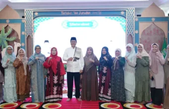 Pejuang Lingkungan Muara Enim diberi hadiah Ramadan