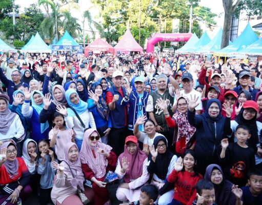 Sambut HUT Palembang ke-1343, Ribuan Warga IB I Padati Roadshow Jalan Sehat