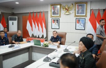 Sekda Sumsel Edward Candra Tegaskan Disiplin ASN saat Evaluasi WFH/WFA