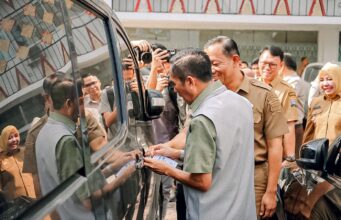 Sidak di Halaman Parkir Setda, Wali Kota Palembang Temukan Kendaraan Nunggak Pajak 11 Tahun