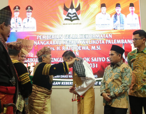 Ratu Dewa Terima Gelar Adat Minangkabau “Sutan Malin Batuah”