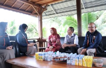 “Paket Komplit “SE 2026 dilaunching, Wali Kota Palembang Ratu Dewa jadi orang pertama didata BPS Palembang