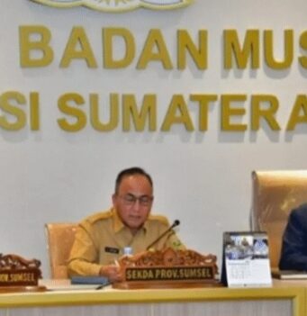 Ketua DPRD Sumsel Andhie Dinialdie Pimpin Rapat Banmus