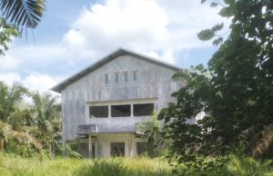 Gedung Serbaguna Kelurahan Ngulak I Terbengkalai, Warga Minta Pemcam Sanga Desa Bertindak