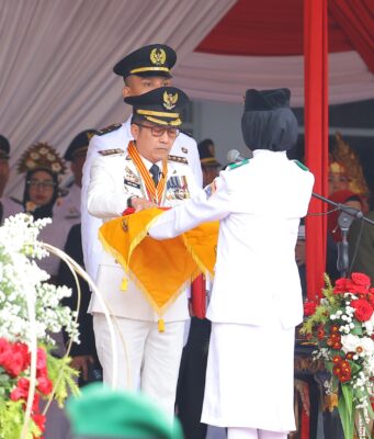 Ratu Dewa Inspektur Upacara HUT ke-81 RI di JSC, Dorong Kerja Nyata untuk Palembang