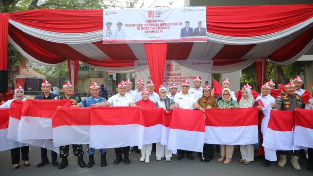 Kibarkan Merah Putih! Pemkot Palembang Tebar Bendera Hingga ke Kecamatan Jelang 17 Agustus