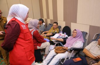 PMI Palembang bersama Novotel Hotel gelar donor darah HUT RI ke 81, 200 kantong terkumpul dalam 30 menit