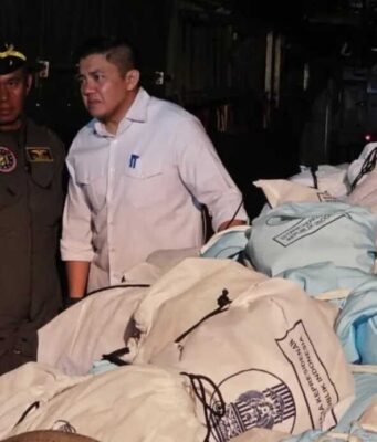 Tanggap Cepat Pemerintah untuk NTT, Letkol Teddy Indra Wijaya Dukung Percepatan Distribusi Bantuan Bencana