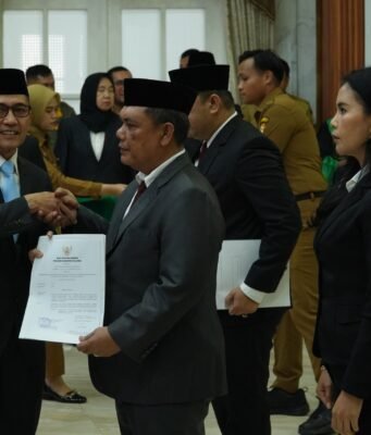 Ratu Dewa Gebrak Birokrasi! 81 Pejabat Dilantik, Dishub & Bapenda Jadi Sorotan Utama