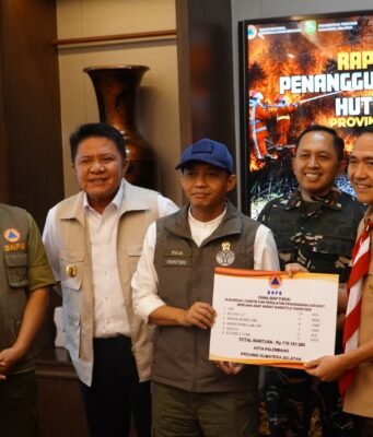 BNPB Kirim Bantuan Peralatan Karhutla, Pemkot Palembang Siagakan Posko Kesehatan 24 Jam