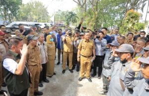 Serangan api meluas 297 titik Karhutla , Walikota dan Gubernur turun langsung ke posko