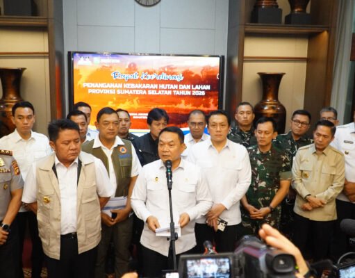 677 Warga Kena ISPA Sehari, Wali Kota Ratu Dewa Lapor Langsung ke Menko Polkam Dudung