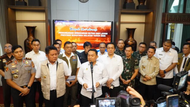 677 Warga Kena ISPA Sehari, Wali Kota Ratu Dewa Lapor Langsung ke Menko Polkam Dudung