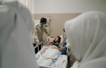 Palembang Terima Bantuan Perdana Pemerintah Pusat, Karhutla Ditangani, Dampak Asap pada Warga Jadi Perhatian