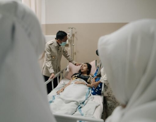 Palembang Terima Bantuan Perdana Pemerintah Pusat, Karhutla Ditangani, Dampak Asap pada Warga Jadi Perhatian