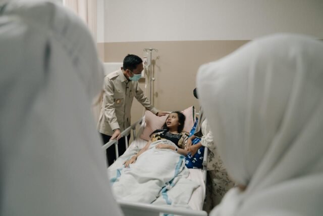 Palembang Terima Bantuan Perdana Pemerintah Pusat, Karhutla Ditangani, Dampak Asap pada Warga Jadi Perhatian