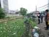 Kulkas Dibuang ke Sungai Bendung, Pemkot Palembang Ingatkan Warga soal Risiko Banjir