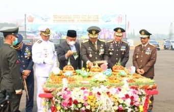 Parade HUT ke-81 TNI di Palembang, Kapolda Sumsel Tegaskan Komitmen TNI-Polri