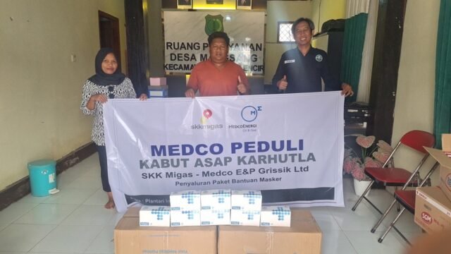 Hadapi Dampak Karhutla, SKK Migas dan Medco E&P Salurkan Ribuan Kotak Masker ke 14 Desa di Muba