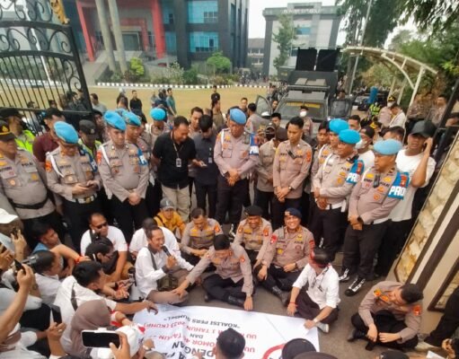 Kapolda Sumsel Janji Evaluasi Menyeluruh Usai Aksi Pers, Tuntutan Copot Dirintelkam Belum Berakhir