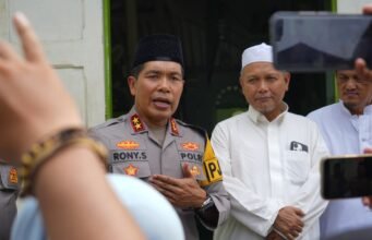 Sholat Jumat Keliling di Boom Baru, Kapolda Sumsel Dorong Penataan Lorong Manggar